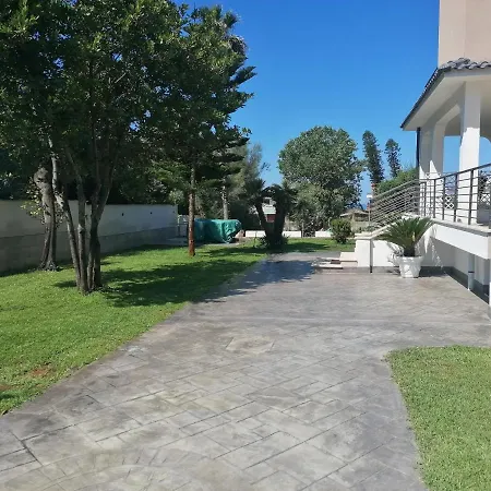 Turistico Lido Delle Sirene Homestay *